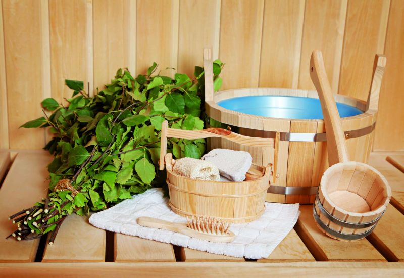 Деревянные принадлежности в бане, и их польза